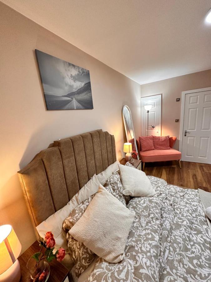 Canary Wharf Single Double And En-Suite Rooms Лондон Екстериор снимка