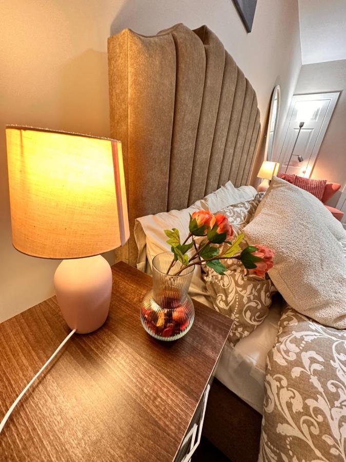 Canary Wharf Single Double And En-Suite Rooms Лондон Екстериор снимка