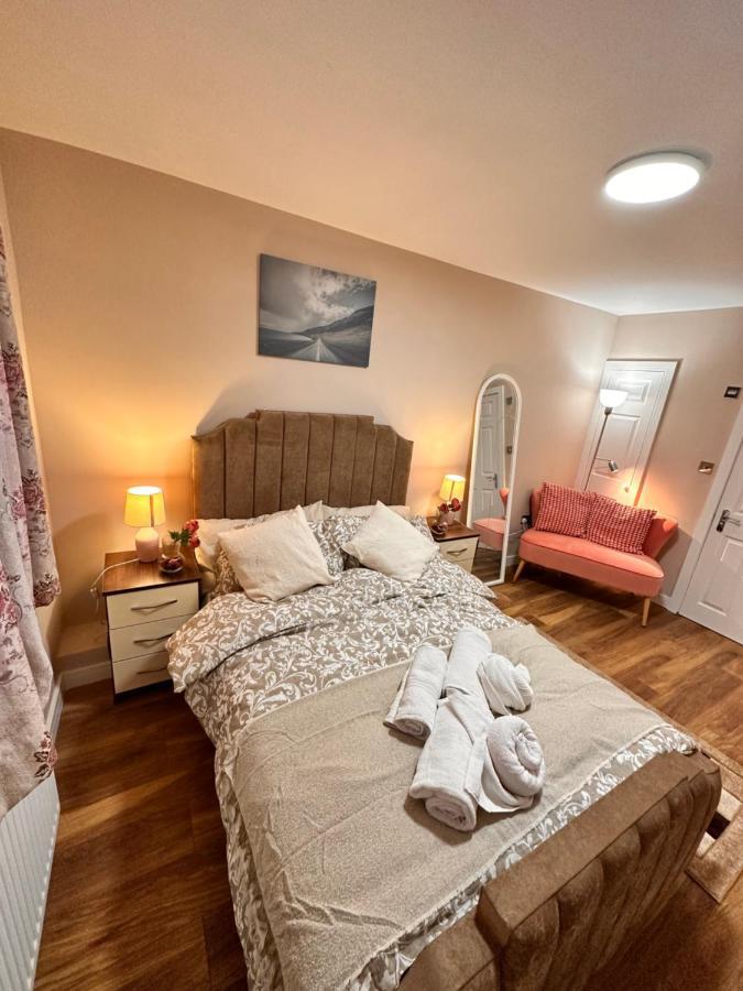 Canary Wharf Single Double And En-Suite Rooms Лондон Екстериор снимка